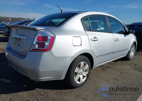 2011 Nissan Sentra 2.0S z USA, uszkodzony, nr VIN 3N1AB6AP5BL712364